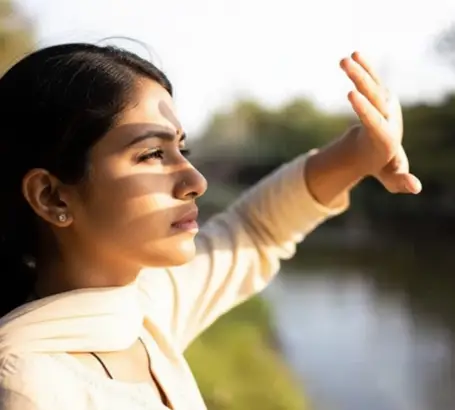 Light sensitivity or visual disturbances (flashes, zig-zag lines, shadows)
